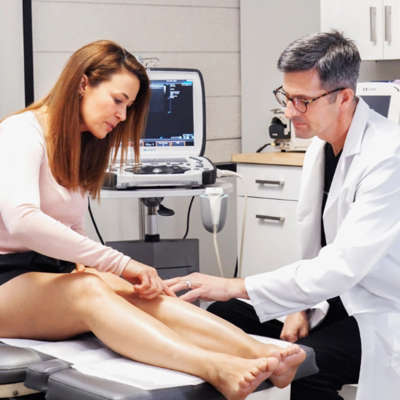 What does a vein clinic do