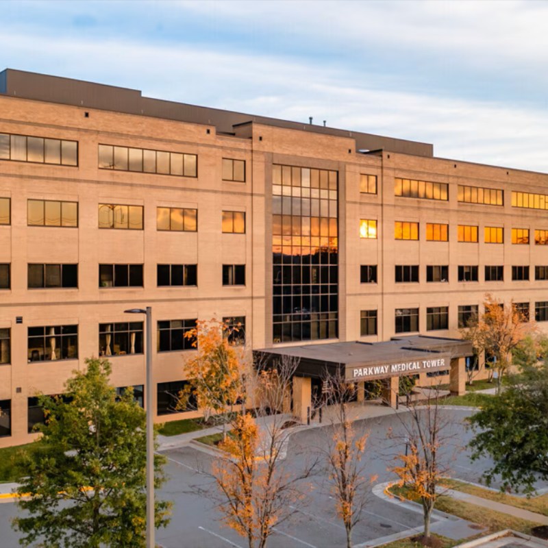 Reston_outdoors_square_optimized